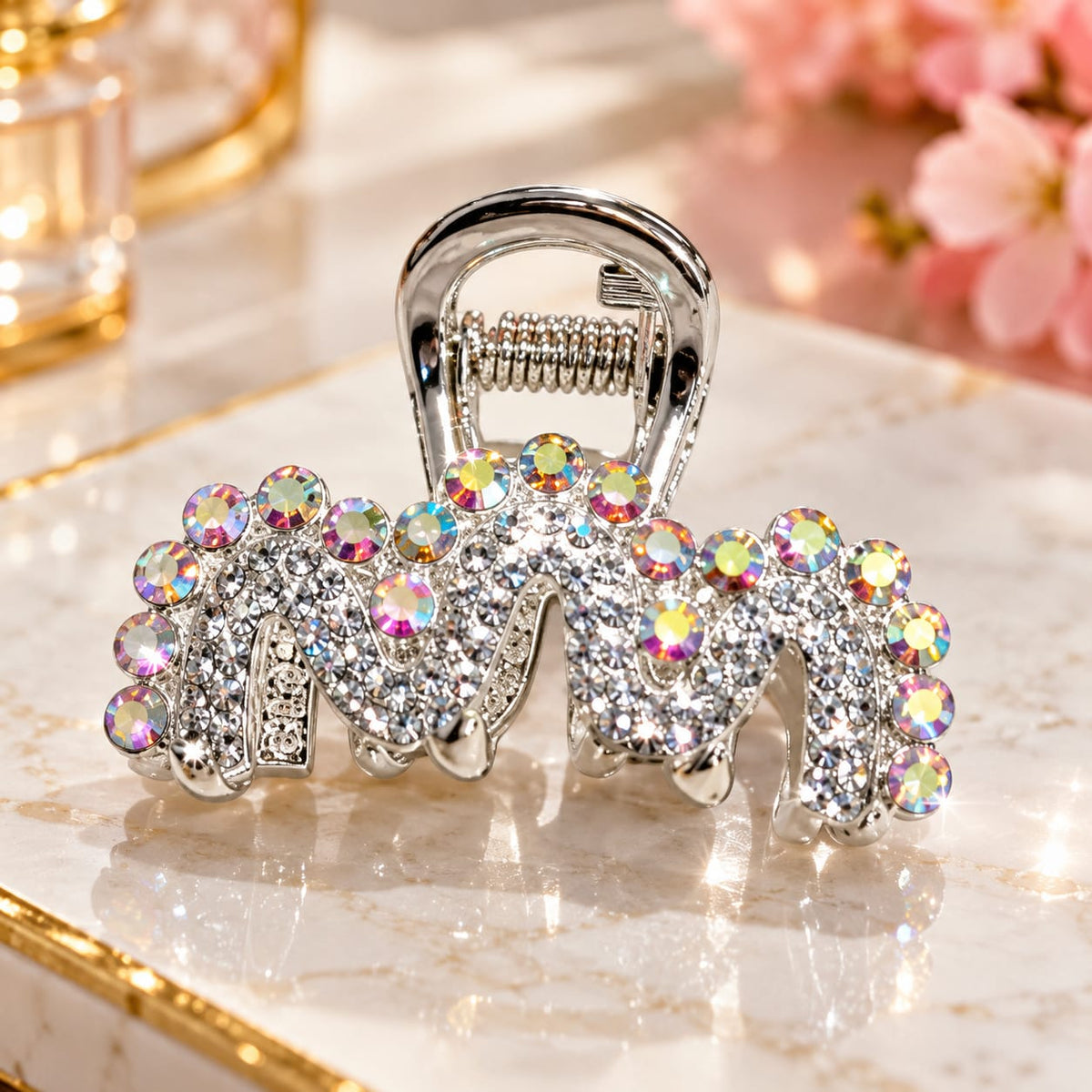 Elegant Black Crystal Hair Claw Clip – Stylish & Premium Hair Accessory ✨